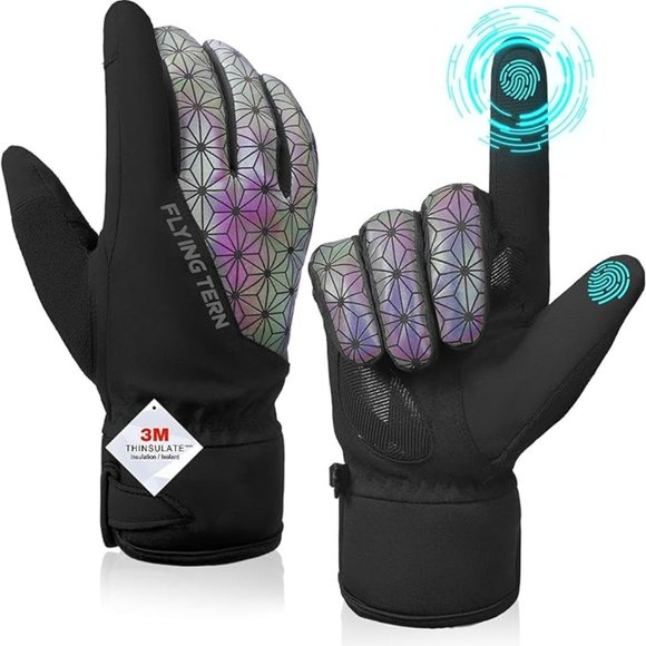 Skiing gloves waterproof